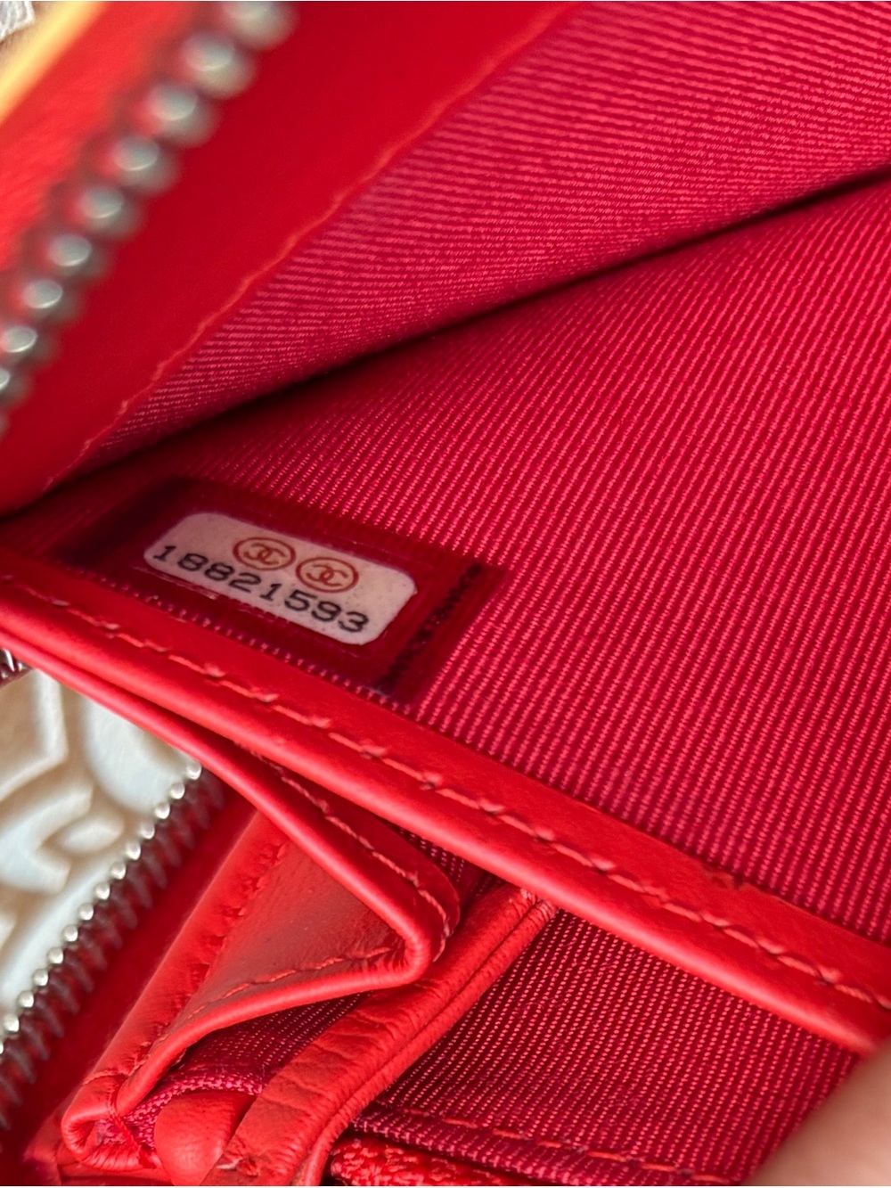 CHANEL Red and Cream Striped Zip Wallet - Picture 2 of 9